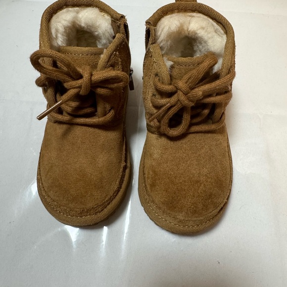 UGG Tan Boots with Cozy Fleece Lining - Picture 1 of 10